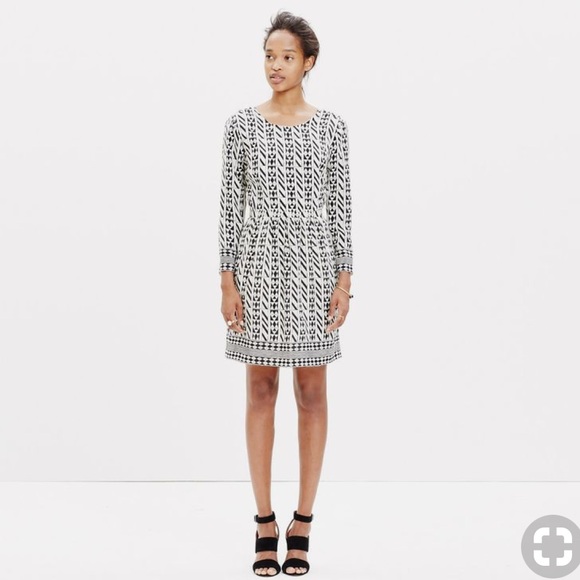 Madewell Dresses & Skirts - Madewell Silk Geometric Dress